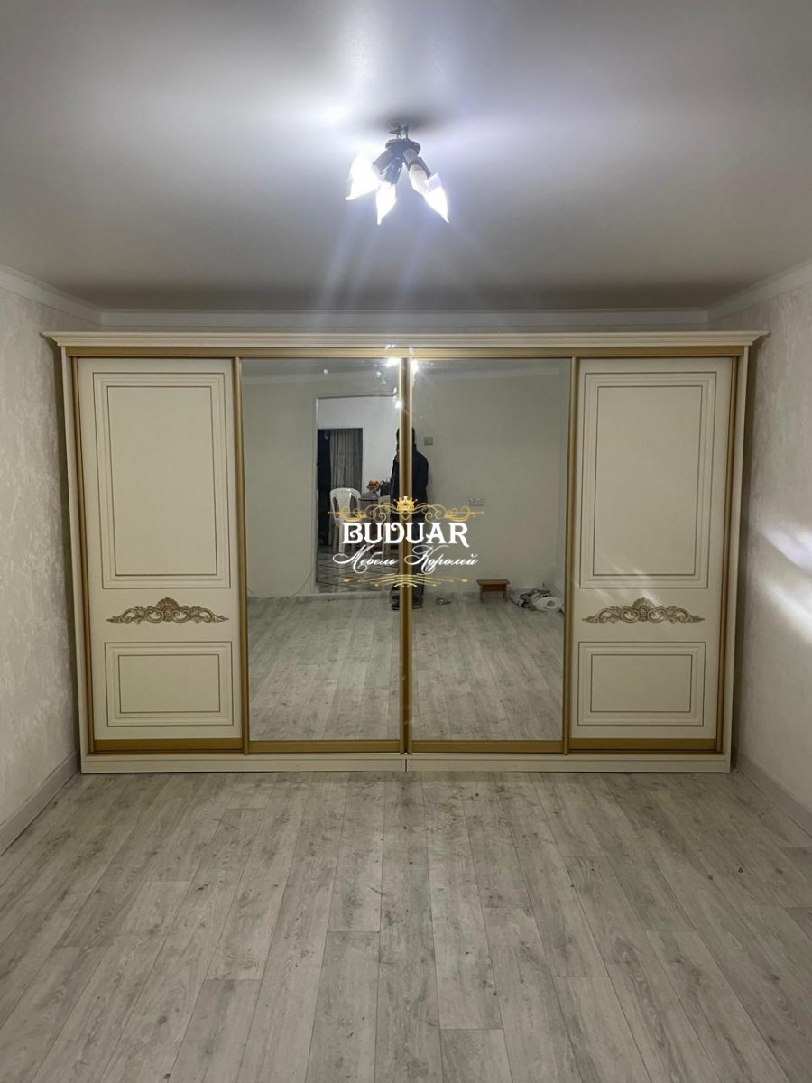 Шкаф-купе Простой 4-х дв. 310 см