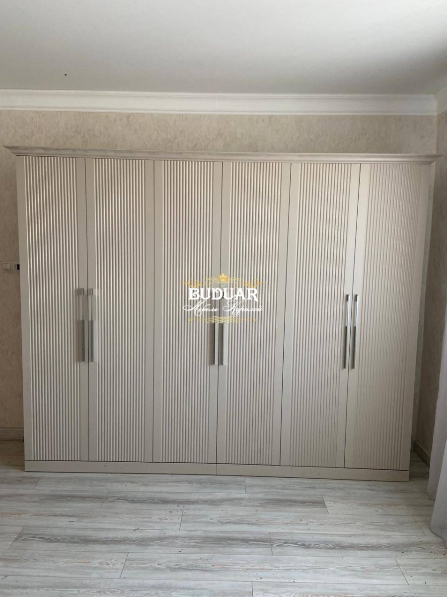 Шкаф Турция 270 см